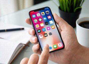 Màn hình điện thoại mở ra một kỷ nguyên mới của công nghệ