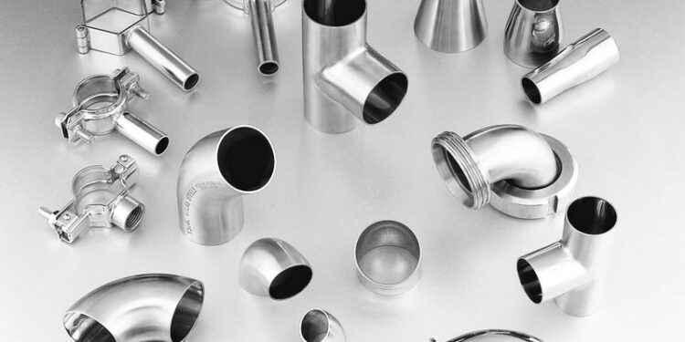 Phụ kiện hàn là những công cụ và linh kiện đi kèm với máy hàn