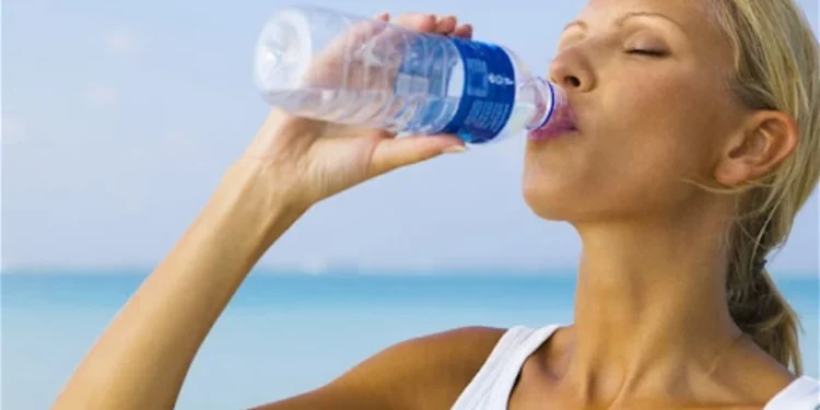 Nước khoáng thiên nhiên nhập khẩu chính hãng tại Rượu AK